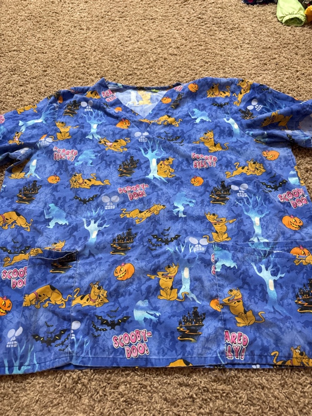 Women’s Scooby Doo Scrub Top
